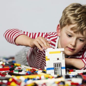 بازی دانشگاه بچه هاست.