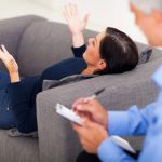 روان درمانگر کیست؟ و روان درمانی چیست؟